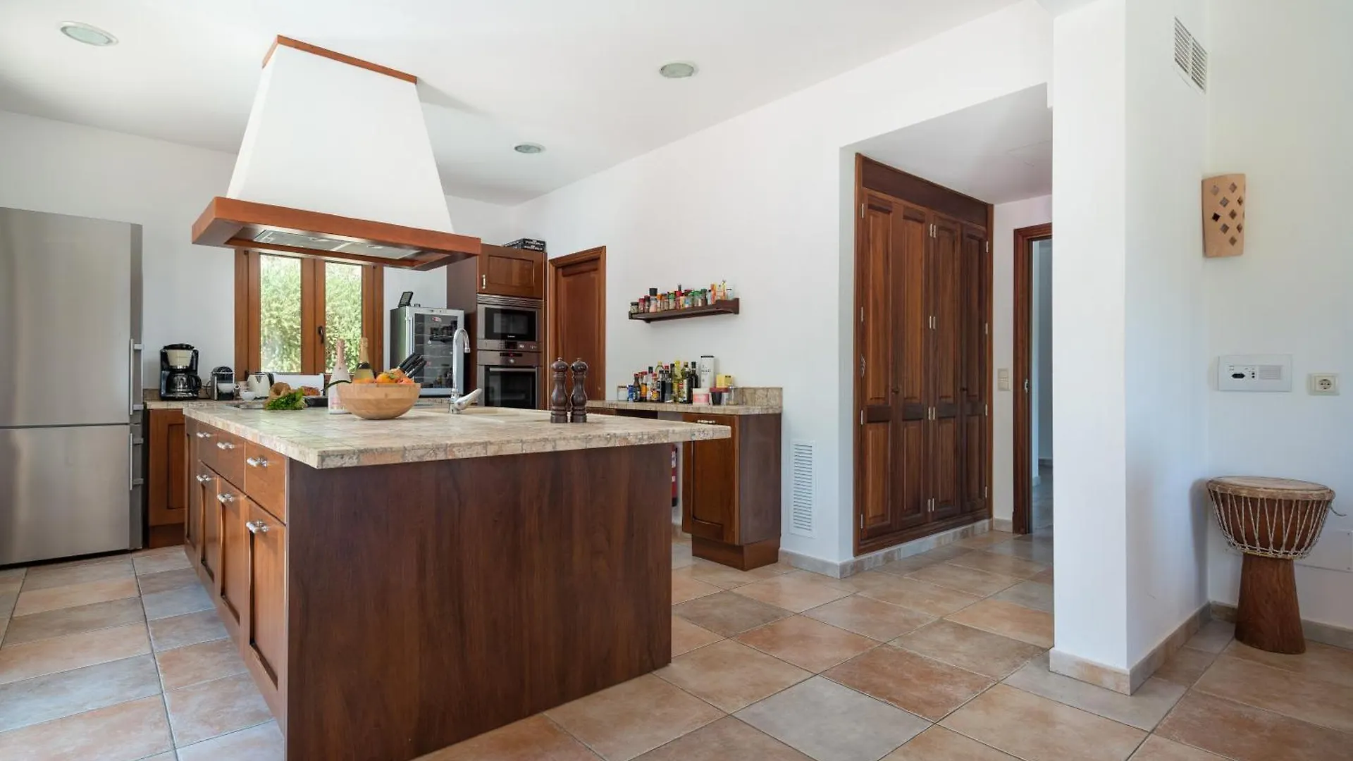 Finca Es Foners En Felanitx Con Piscina Y Jacuzzis En Suite
