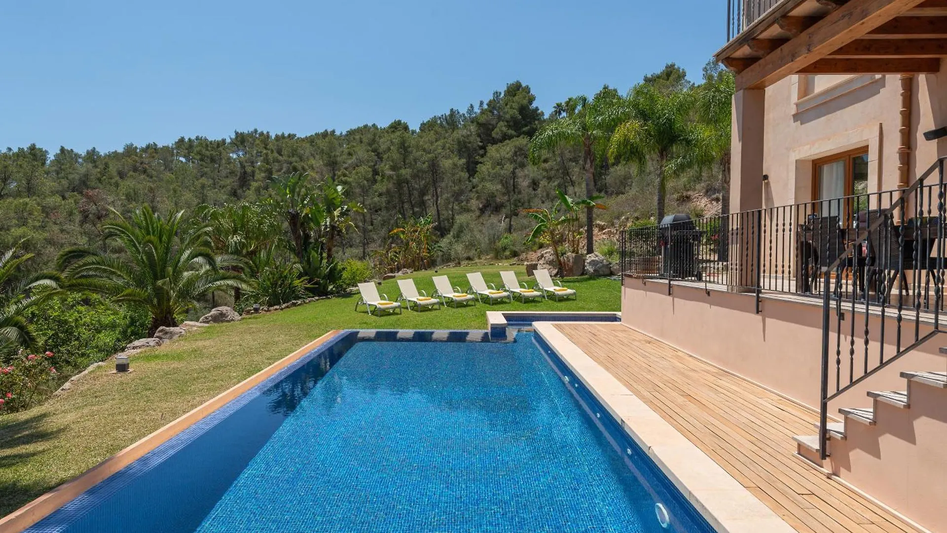Finca Es Foners En Felanitx Con Piscina Y Jacuzzis En Suite فيلة