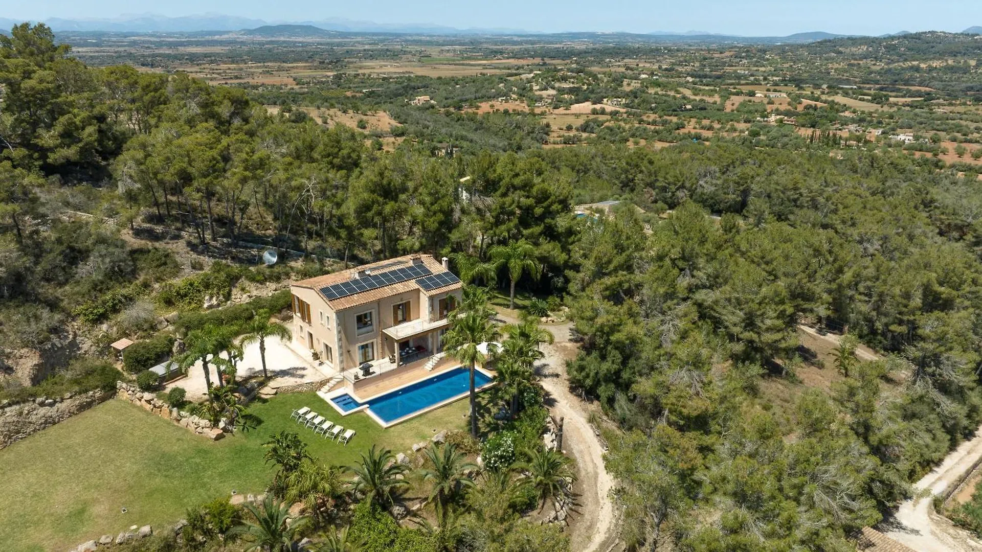 Finca Es Foners En Felanitx Con Piscina Y Jacuzzis En Suite فيلة